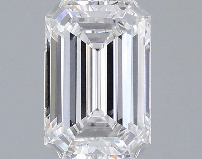 1.52 ct. emerald Lab Grown Diamond front image