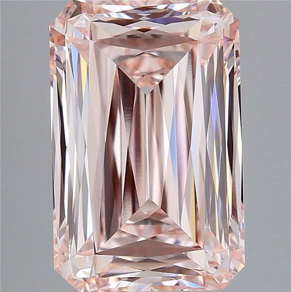 4.82 ct. radiant Lab Grown Diamond front image