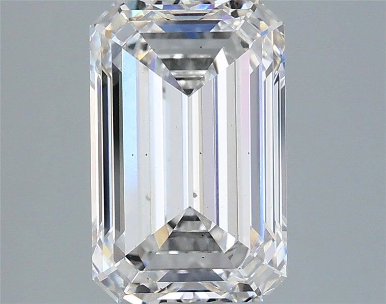 3.04 ct Emerald diamond