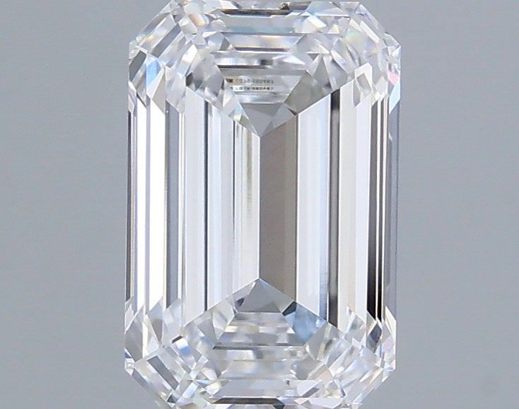 1.86 ct. emerald Lab Grown Diamond front image