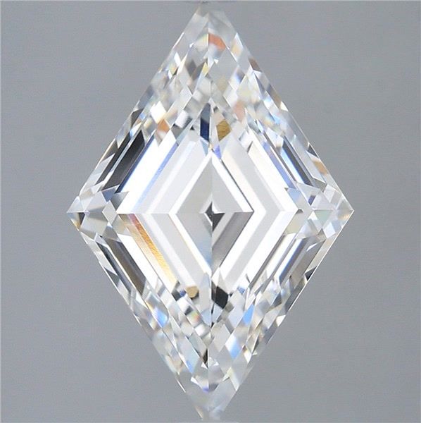 5.05 ct lab-grown Lozenge Diamond