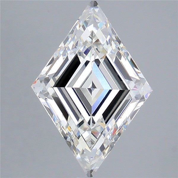 4.08 ct lab-grown Lozenge Diamond