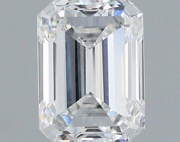 1.00 ct. emerald Lab Grown Diamond front image