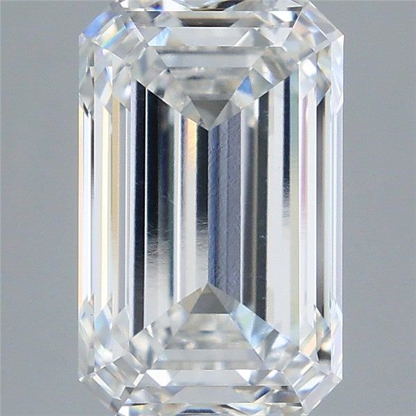 4.52 ct. emerald Lab Grown Diamond front image