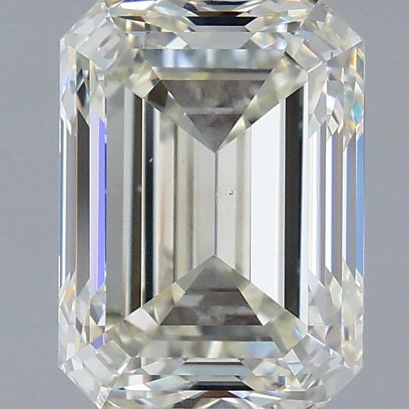 2.01 ct Emerald diamond