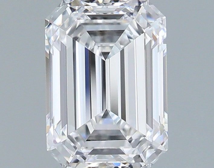 1.05 ct. emerald Lab Grown Diamond front image
