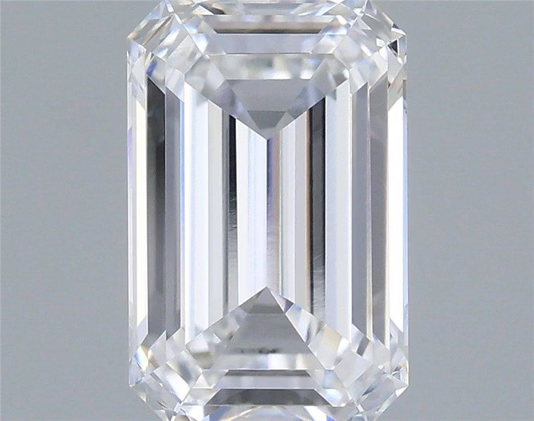1.43 ct. emerald Lab Grown Diamond front image
