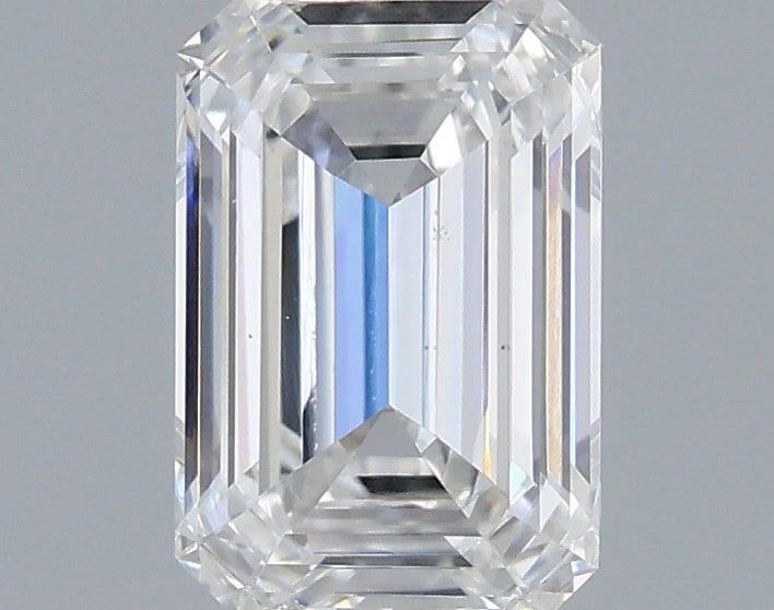 0.97 ct. emerald Lab Grown Diamond front image
