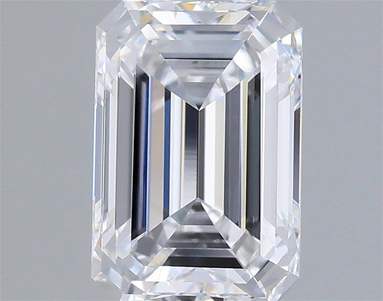 1.45 ct. emerald Lab Grown Diamond front image