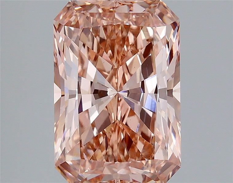 3.02 ct Radiant diamond