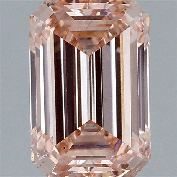 3.04 ct Emerald diamond