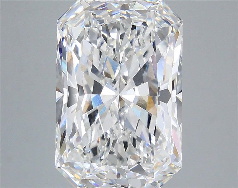 7.03 ct. radiant Lab Grown Diamond front image
