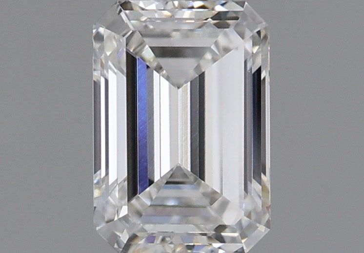 1.05 ct. emerald Lab Grown Diamond front image