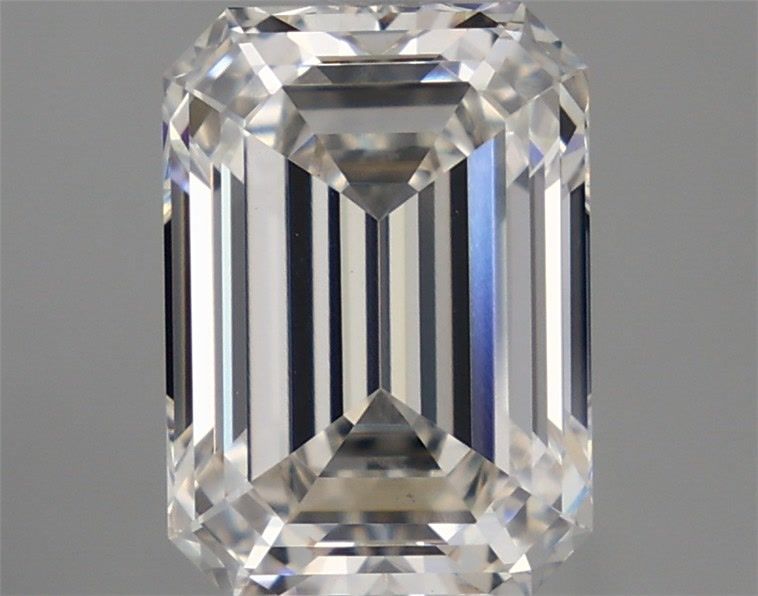 3.03 ct Emerald diamond