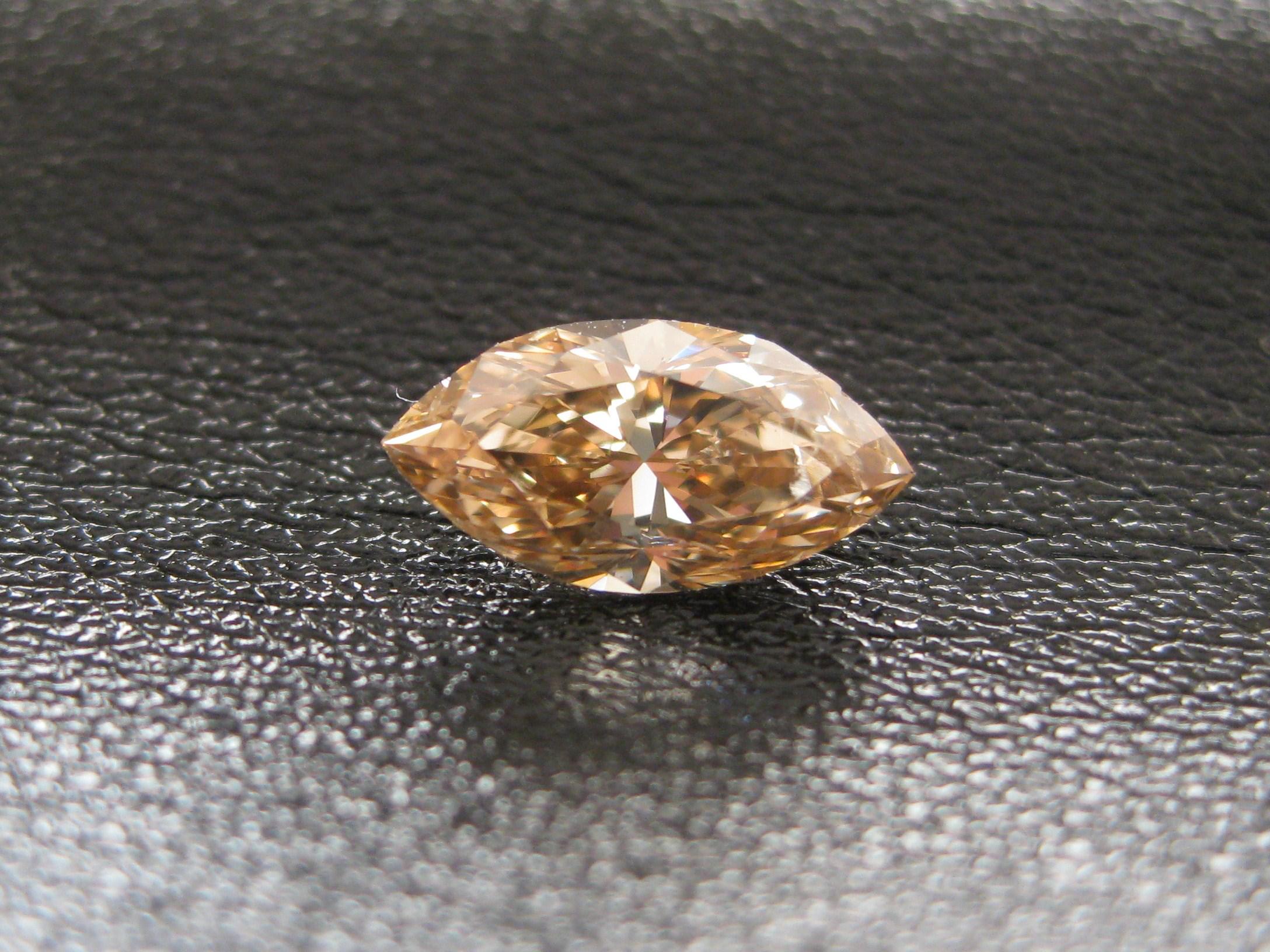 Diament 1.22 ct Fancy Brownish Yellowish Orange/