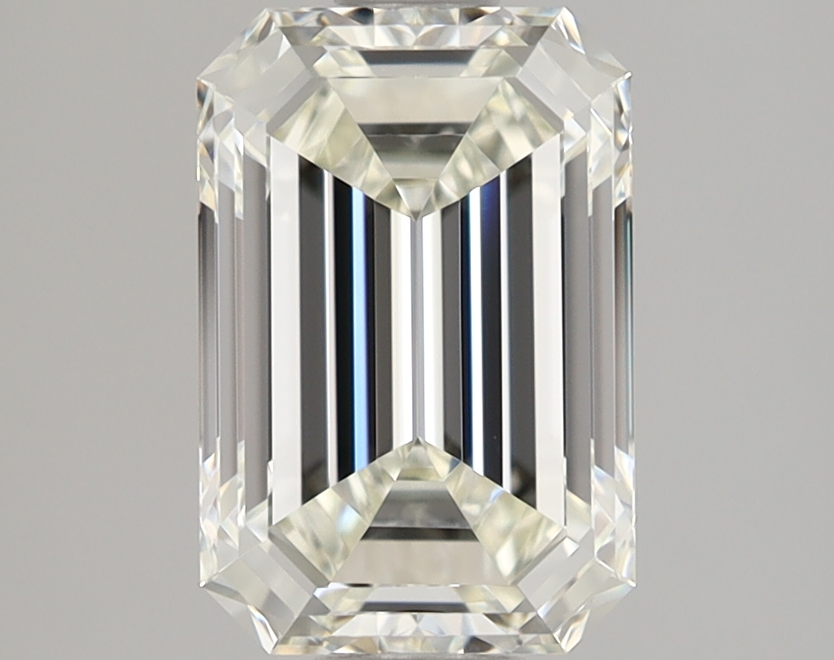1.84 ct Emerald diamond
