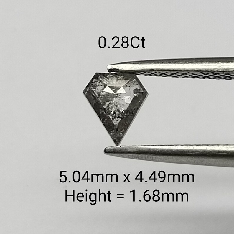 Diament 0.3 ct Fancy Salt And Pepper/I3