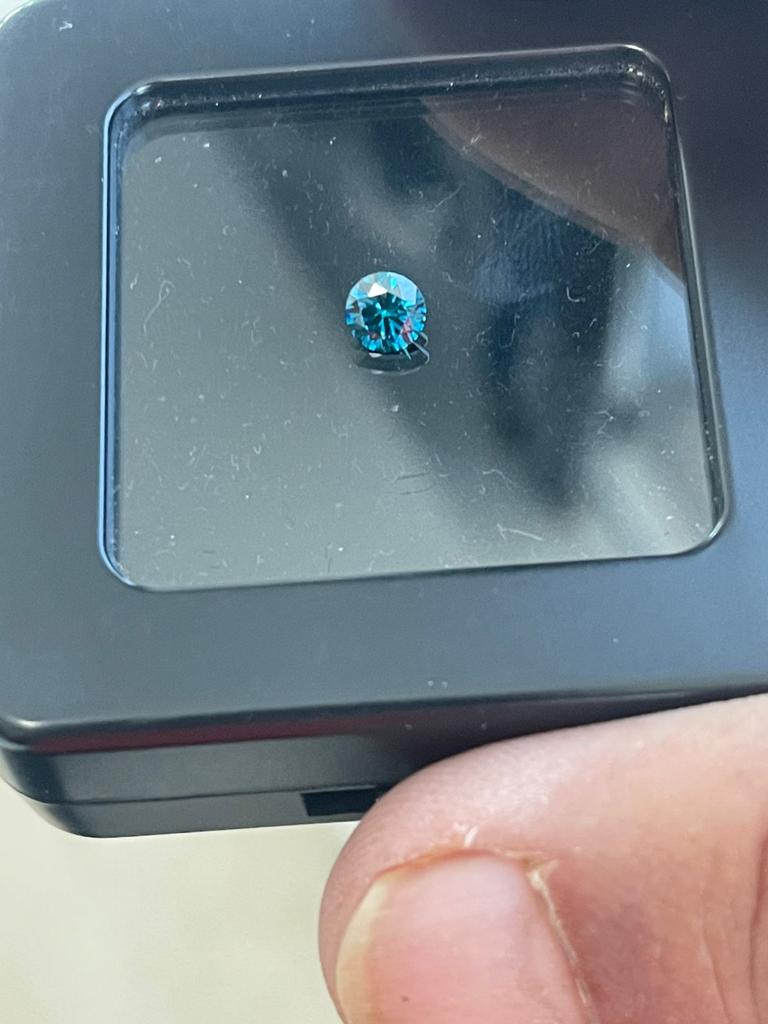 0.52ct Round diamond